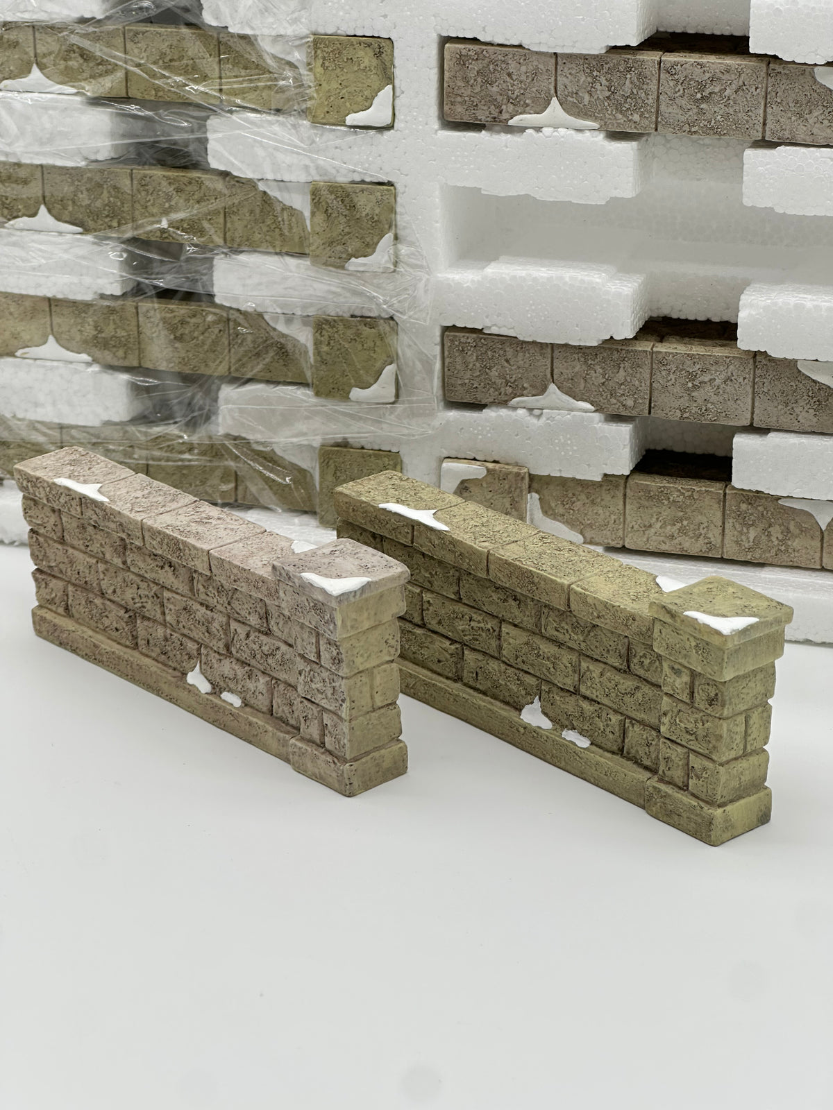 Department 56 - Camden Park Square Stone Wall - Village Accessories