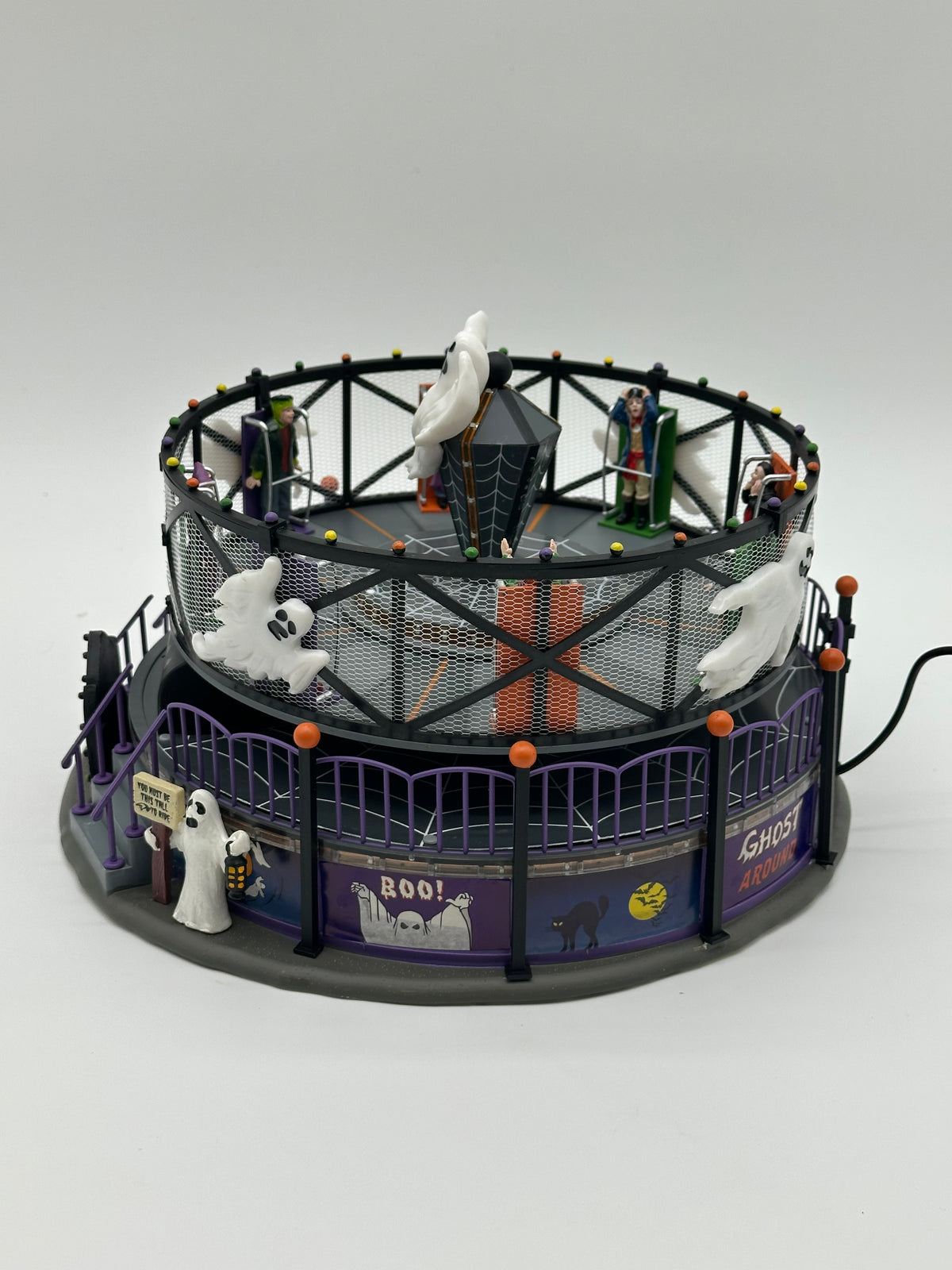 Lemax Spooky Town - Ghost Around