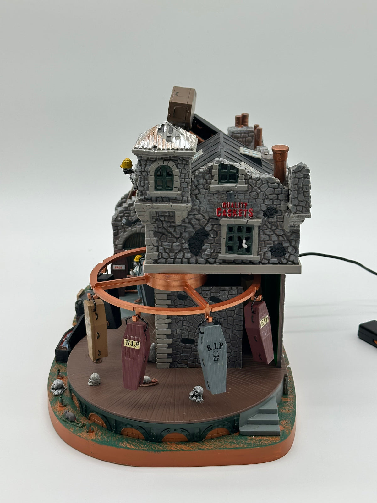 Lemax Spooky Town - Box-Of-Bones Coffin Factory
