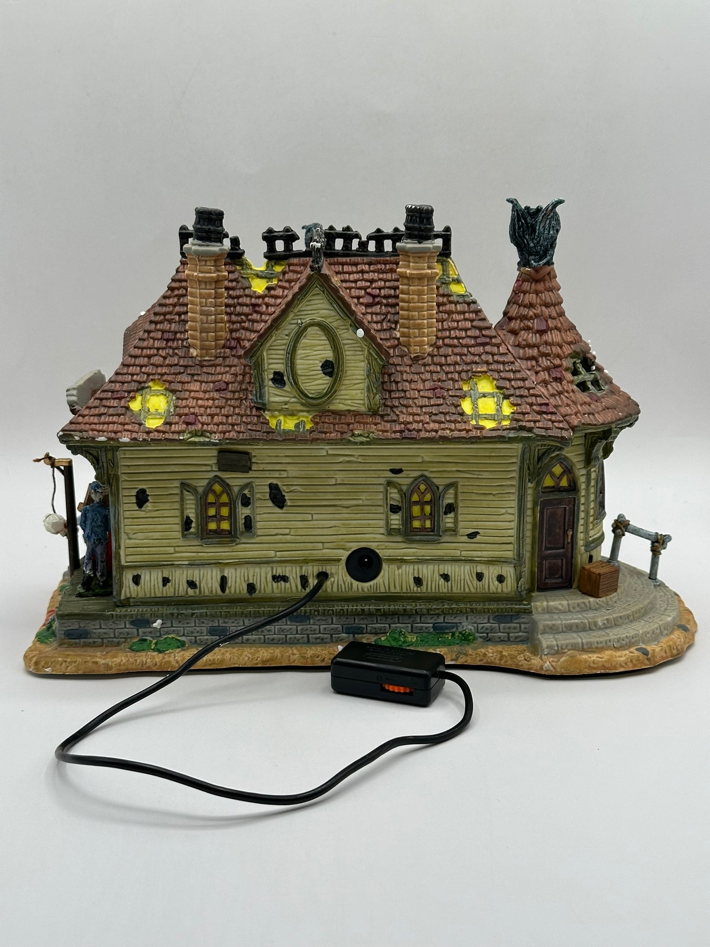 Lemax Spooky Town - Phantom Station