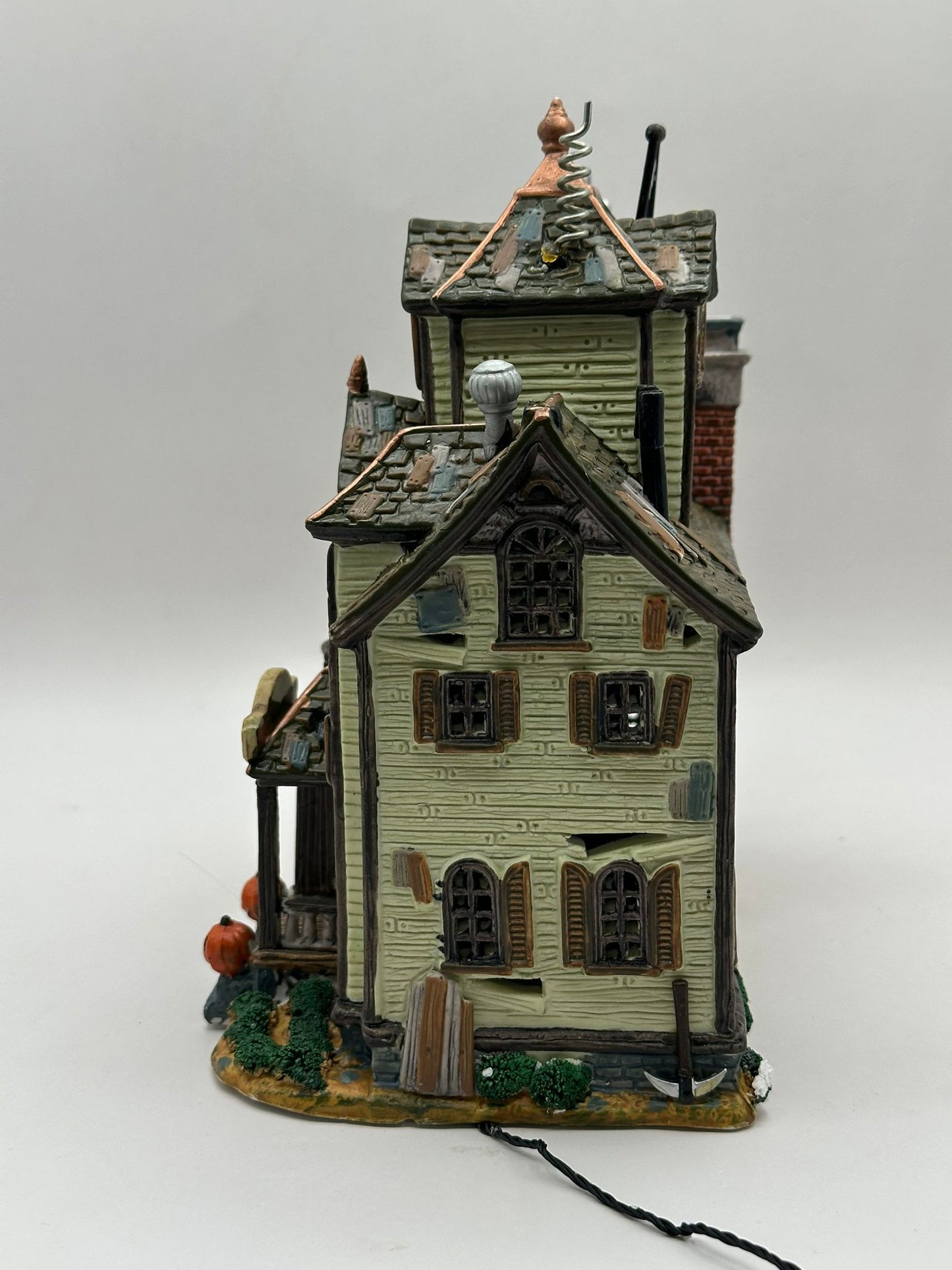 Lemax Spooky Town - Dr. Tingle's Laboratory